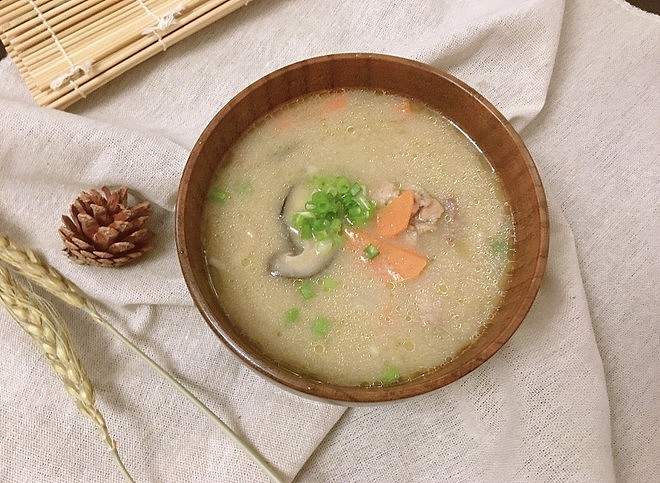 老日本的味道～五花肉味增汤